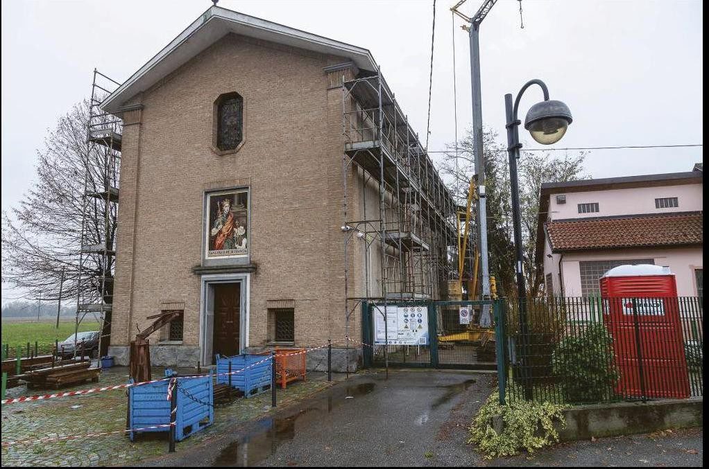 Copertura della Chiesa di San Luigi IX e Canonica